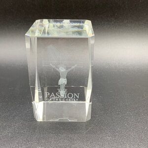 Clear Crystal Laser Cut 3D The Passion of the Christ Block Paperweight